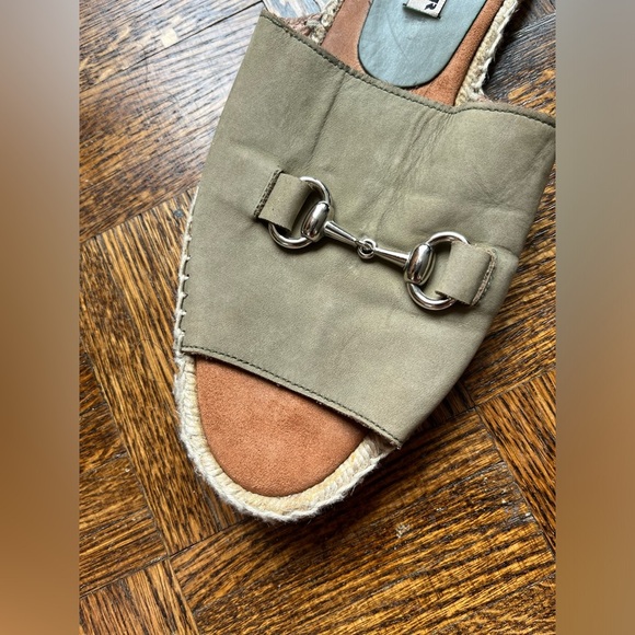 David Tyler Sandals - Picture 2 of 10